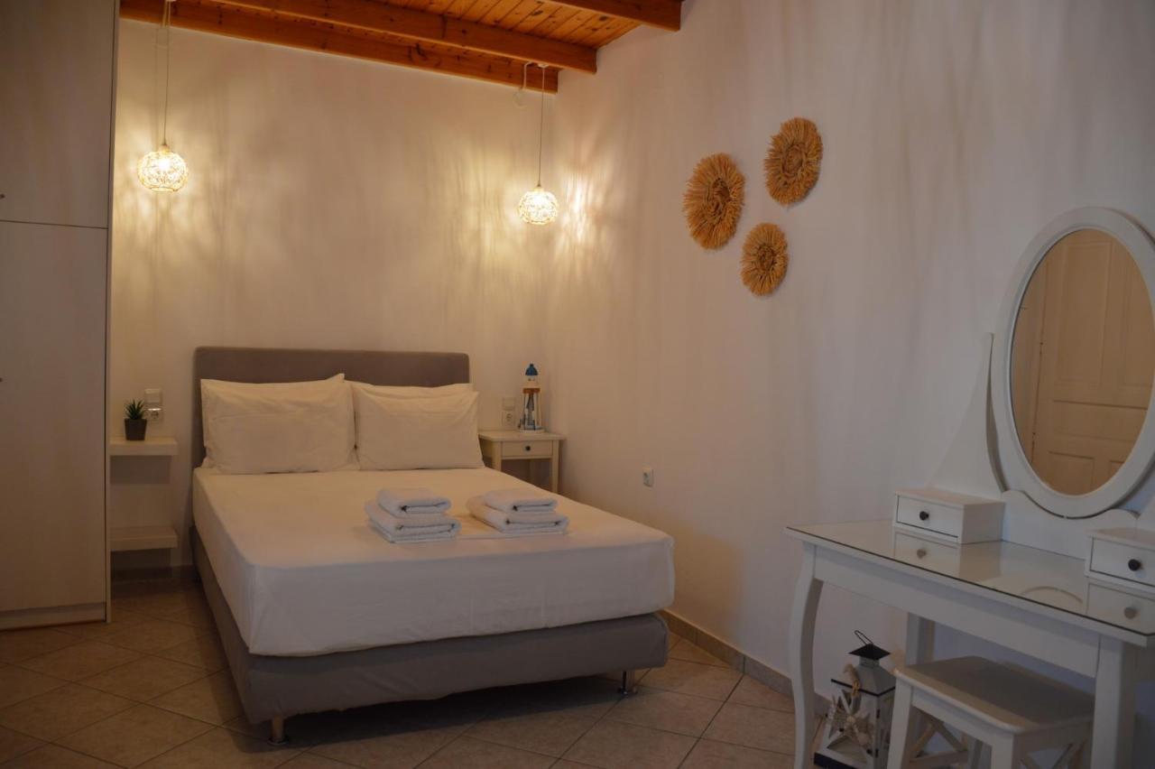 Cute Studio In Milos Трипити Экстерьер фото