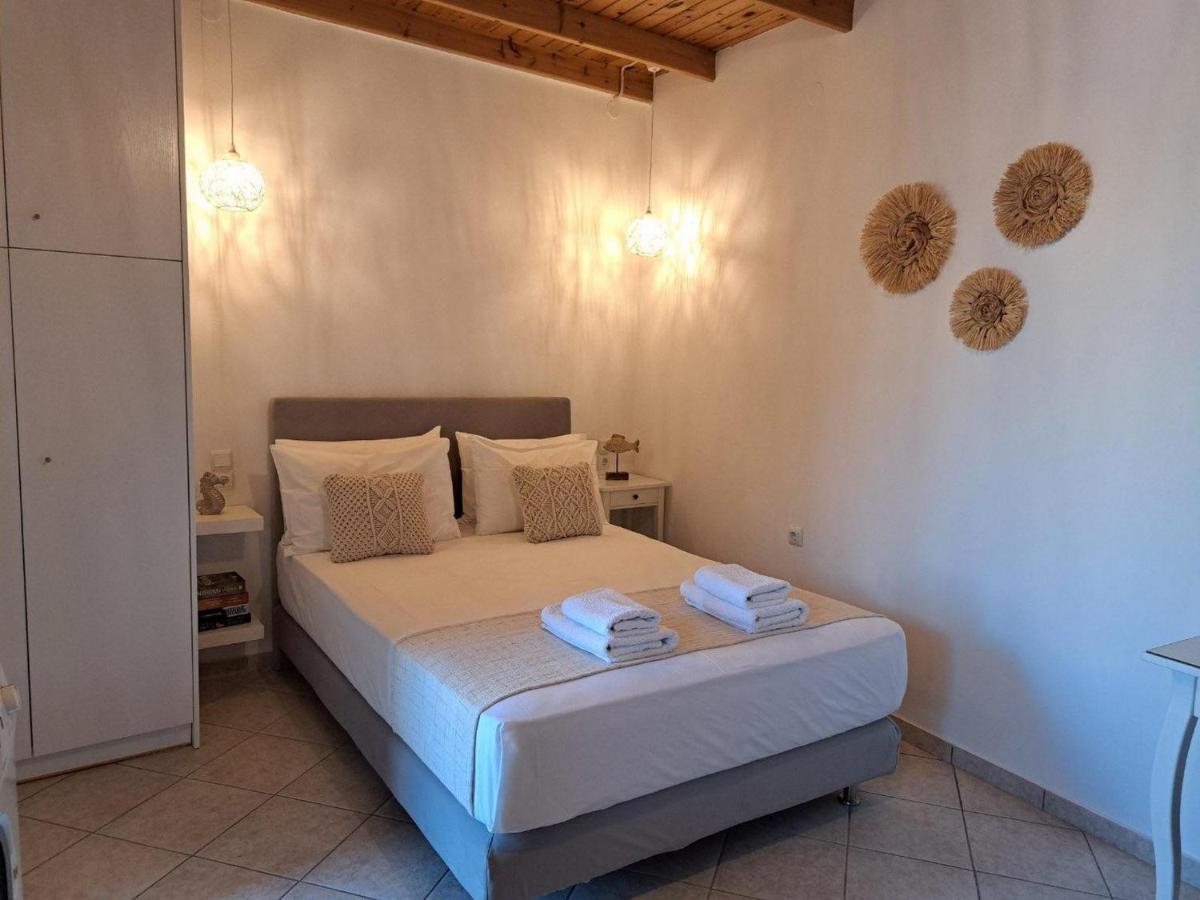 Cute Studio In Milos Трипити Экстерьер фото